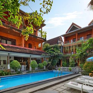 Hotel Lumbung Sari Legian
